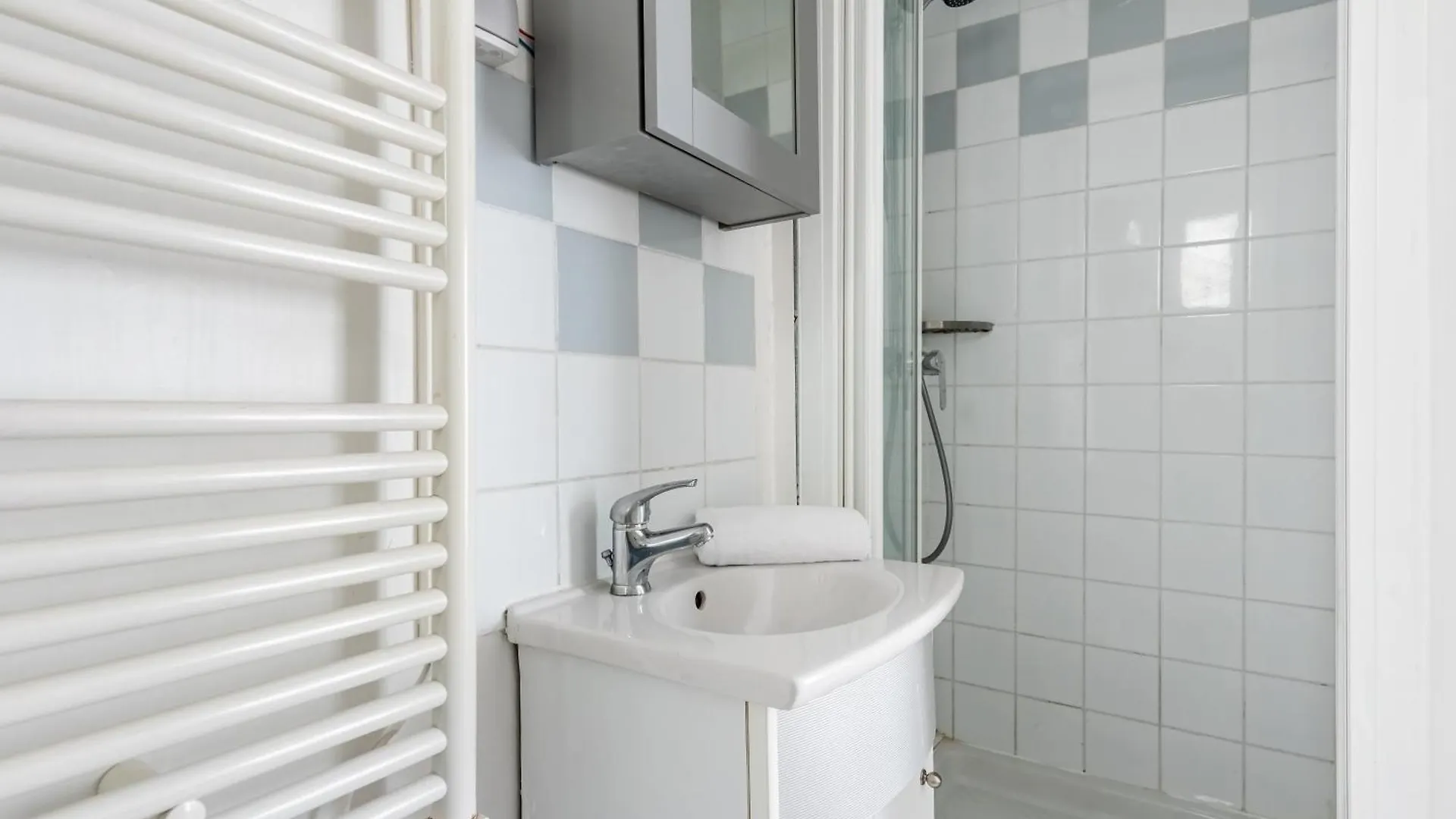 Loft Magenta Blue Apartment Paris 0*,