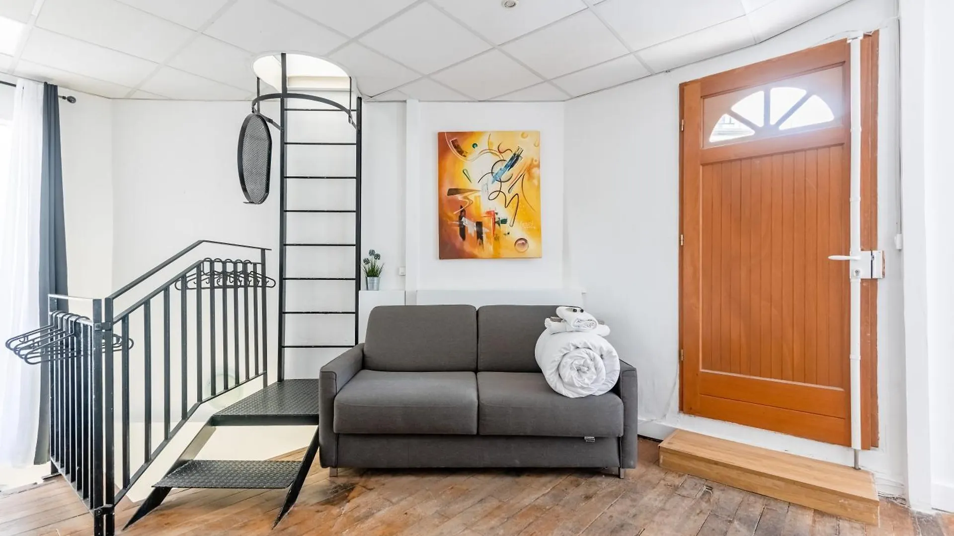 Loft Magenta Blue Apartment Paris